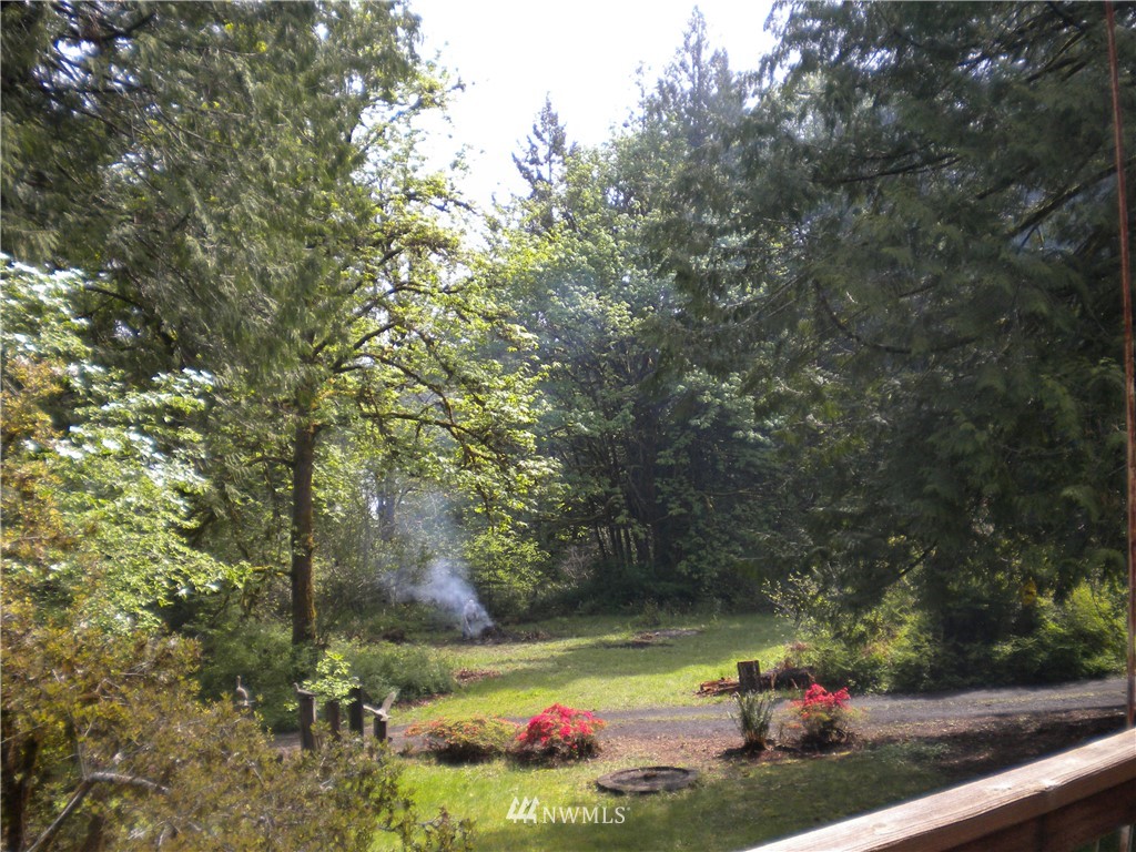 951 East North Bay Road Allyn, WA 98524 - Photo 11 of 19 Gallery Image 11