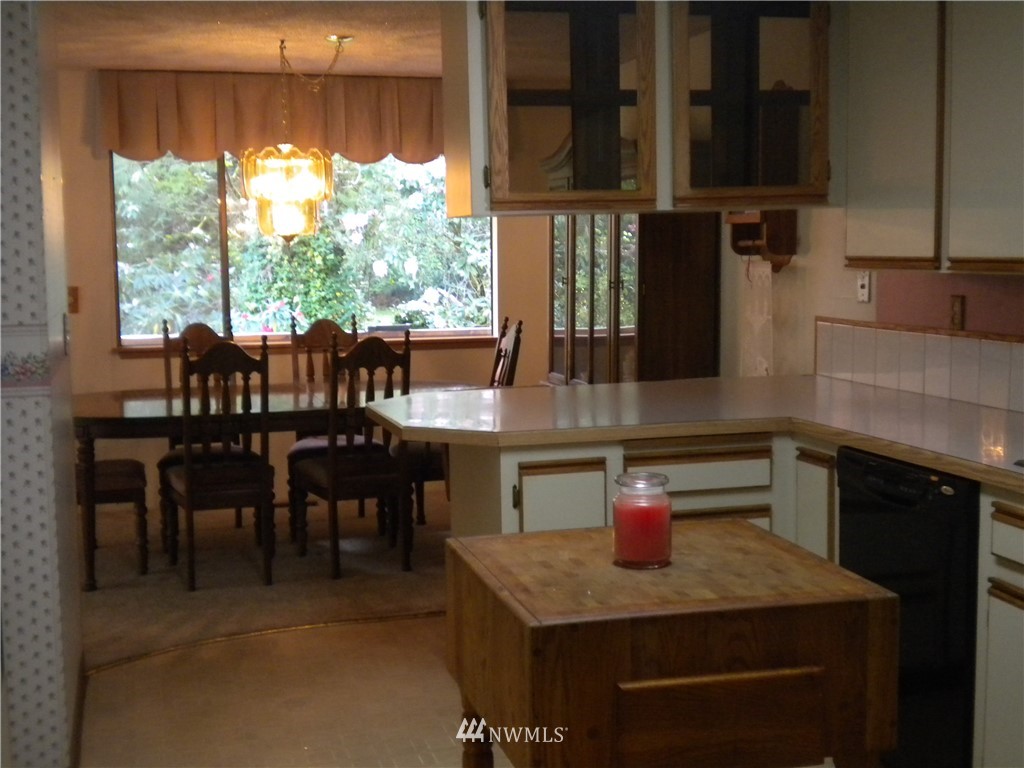 951 East North Bay Road Allyn, WA 98524 - Photo 5 of 19 Gallery Image 5