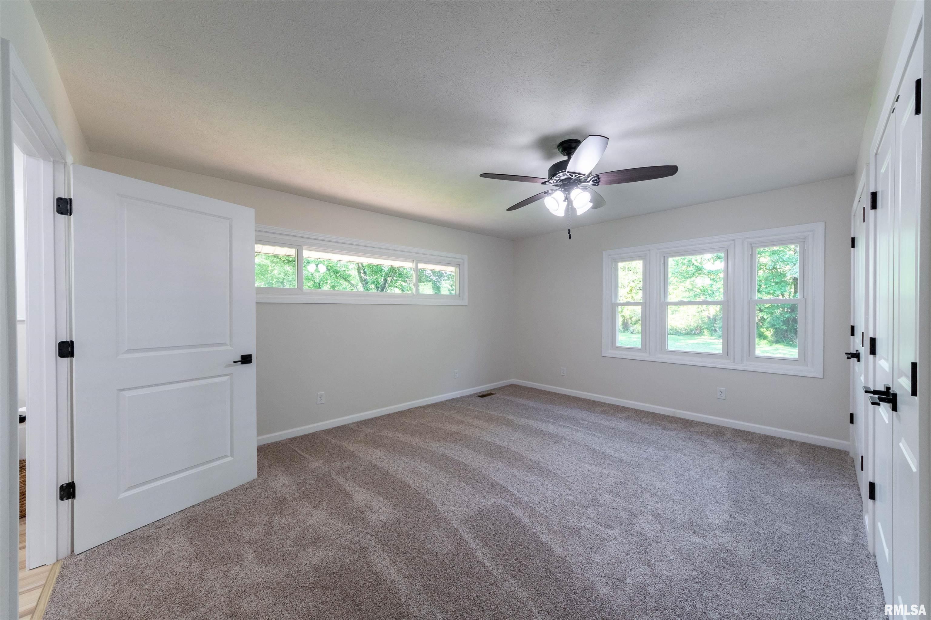 105 Freeman Spur Road Herrin, IL 62948 - Photo 15 of 43 Gallery Image 15