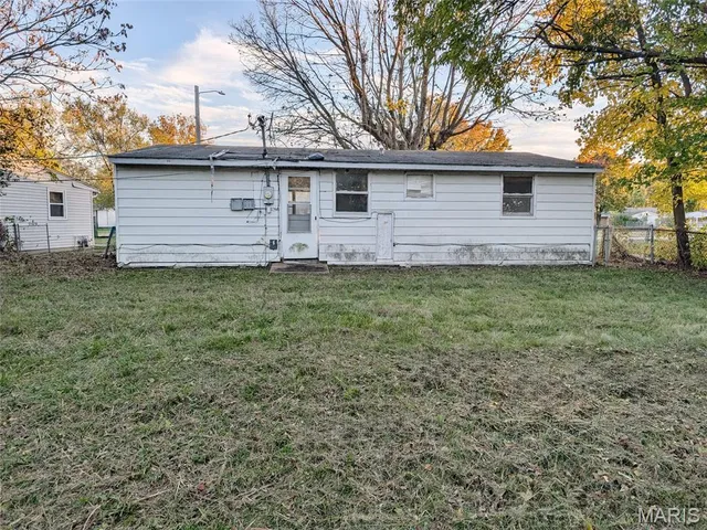 $29,950 | 235 St Christopher Drive, Cahokia, IL 62206