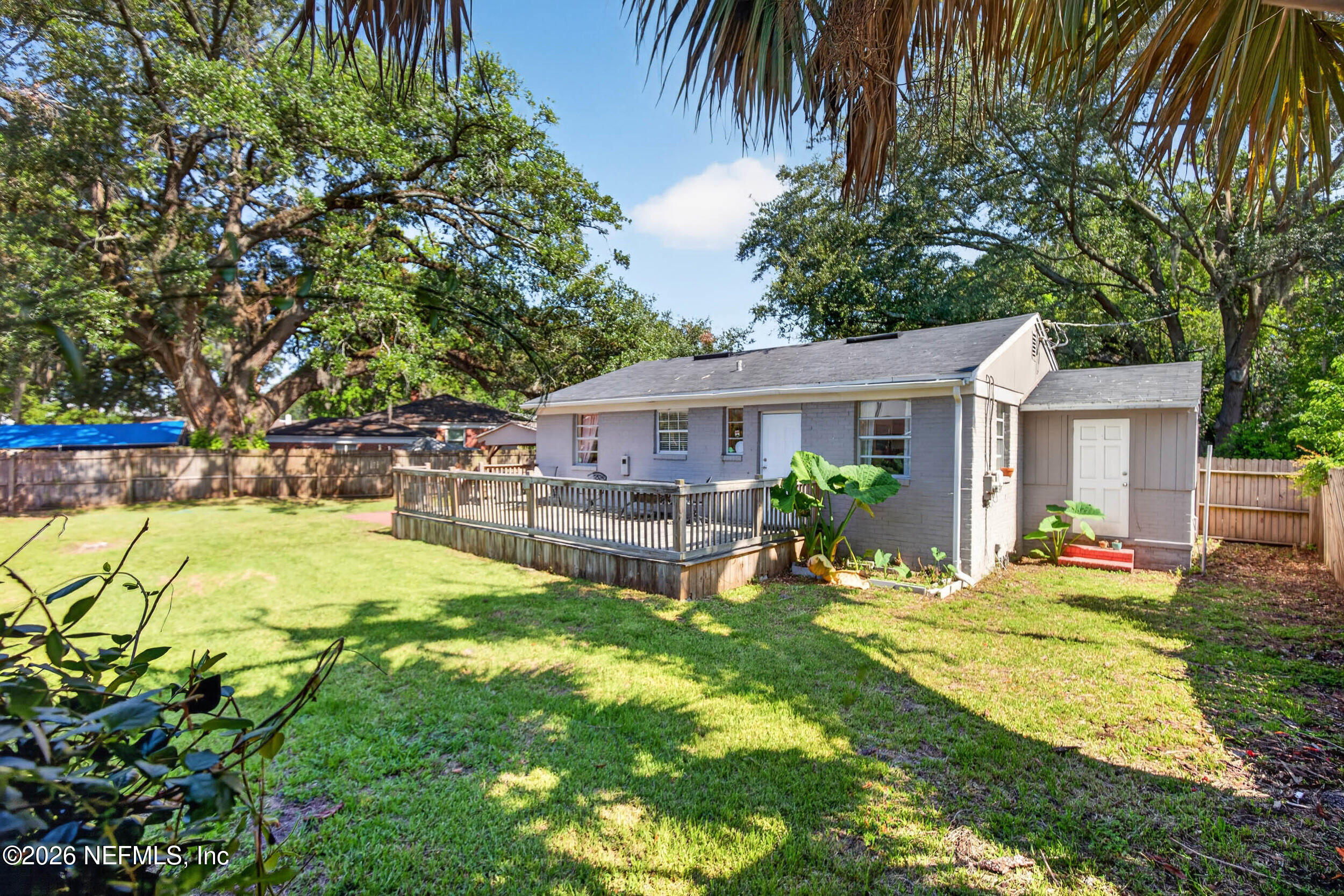 3308 Sheridan Road Jacksonville, FL 32207 - Photo 36 of 50 48_rear right