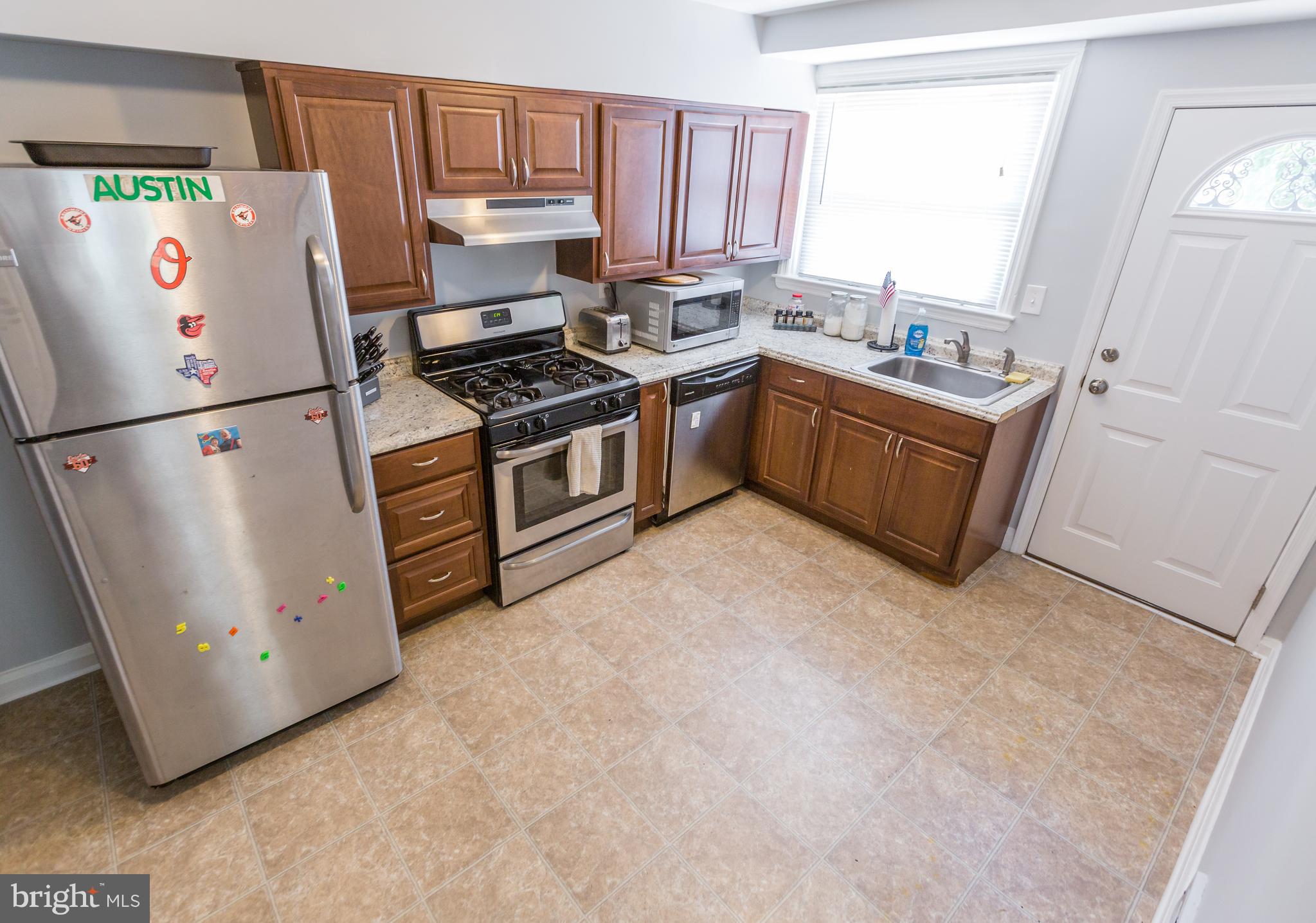 1601 Ingram Road Baltimore, MD 21239 - Photo 16 of 45