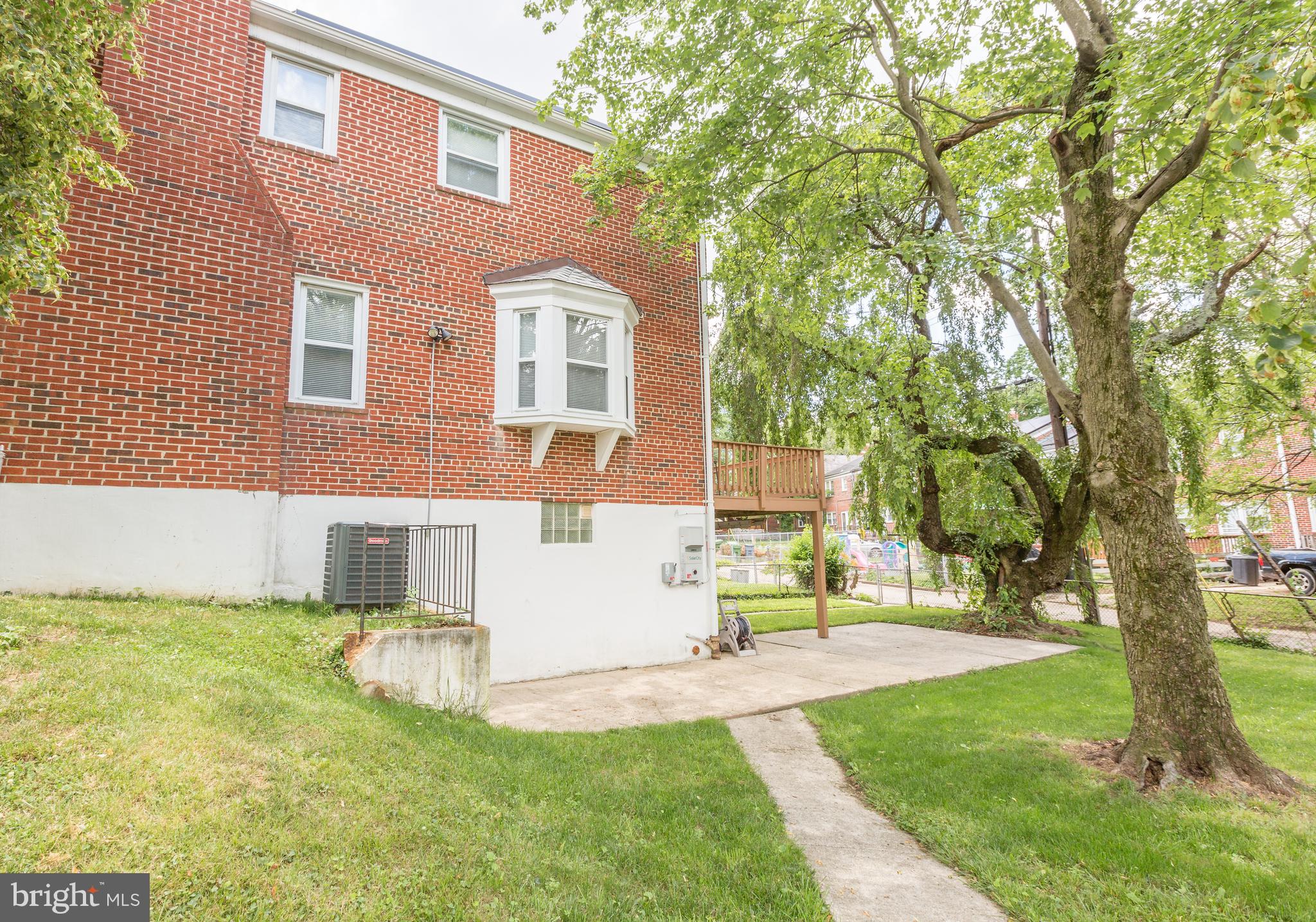 1601 Ingram Road Baltimore, MD 21239 - Photo 5 of 45