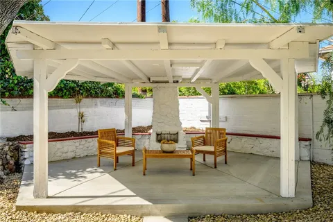 $1,395,000 | 1317 North California Street, Burbank, CA 91505