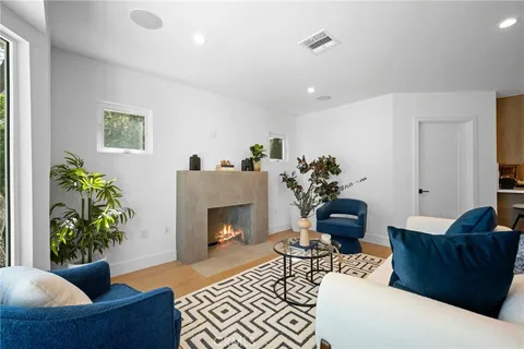 $1,395,000 | 1317 North California Street, Burbank, CA 91505