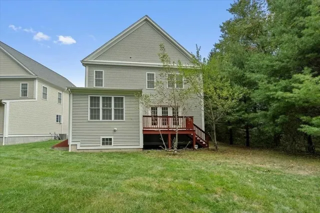 $765,000 | 28 McIntosh Drive, Unit 22, Stow, MA 01775