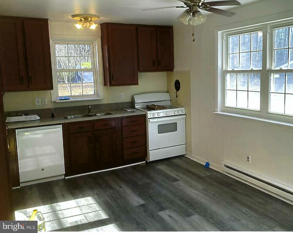416 Marley Road Elkton, MD 21921 - Photo 7 of 12 Kitchen