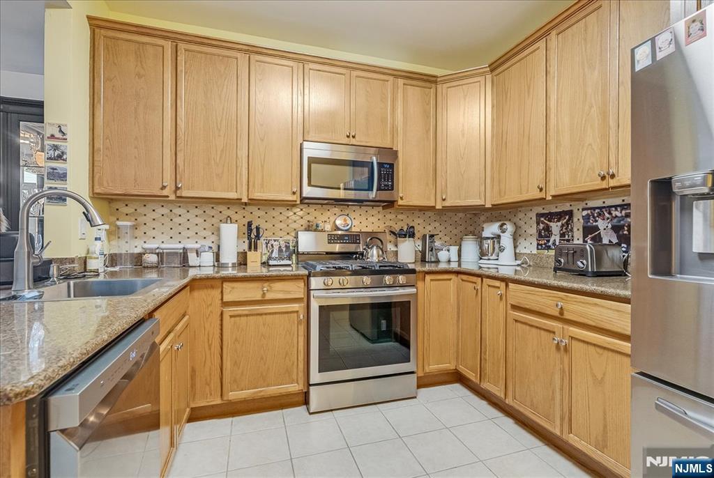 8205 Harcourt Road, Unit 8205 Clifton, NJ 07013 - Photo 14 of 39 Gallery Image 14