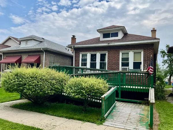 $169,900 | 2739 New York Avenue, Whiting, IN 46394