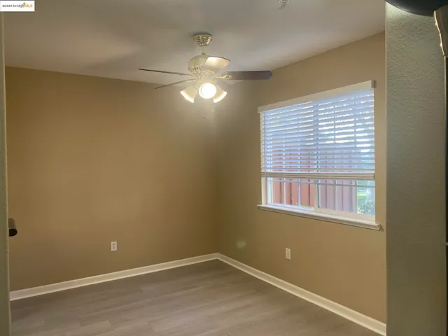a view of empty room with window