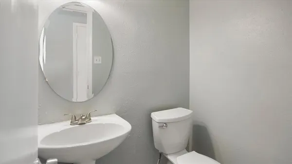 $2,200 | 6925 Red Fox Trail, Fort Worth, TX 76137