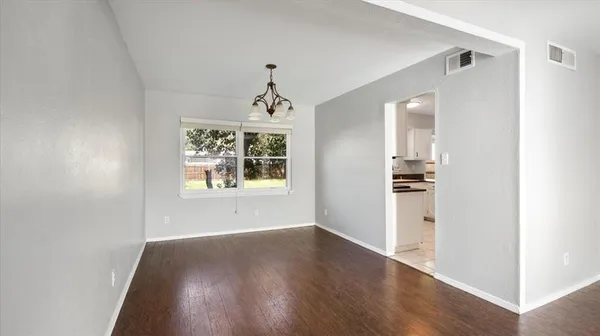 $2,200 | 6925 Red Fox Trail, Fort Worth, TX 76137