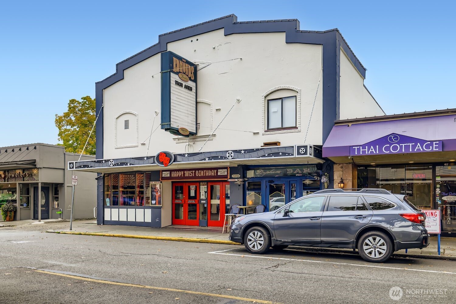 8912 229th Place Southwest, Unit B Edmonds, WA 98026 - Photo 19 of 25 a car parked in front of a building