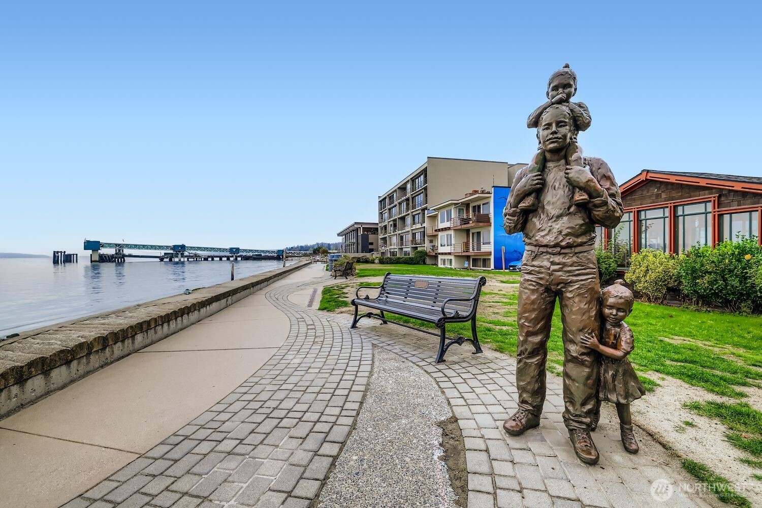 8912 229th Place Southwest, Unit B Edmonds, WA 98026 - Photo 21 of 25 a view of a terrace with sitting area