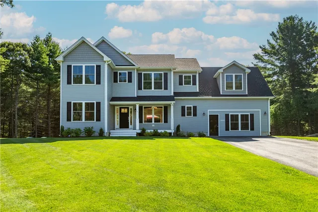 $875,000 | 1 Cassidy Trail, Hope, RI 02831