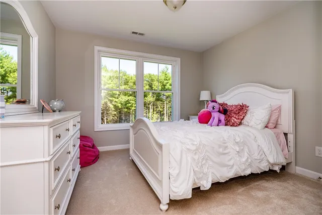 $875,000 | 1 Cassidy Trail, Hope, RI 02831