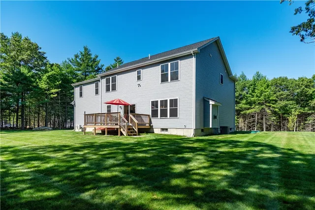 $875,000 | 1 Cassidy Trail, Hope, RI 02831