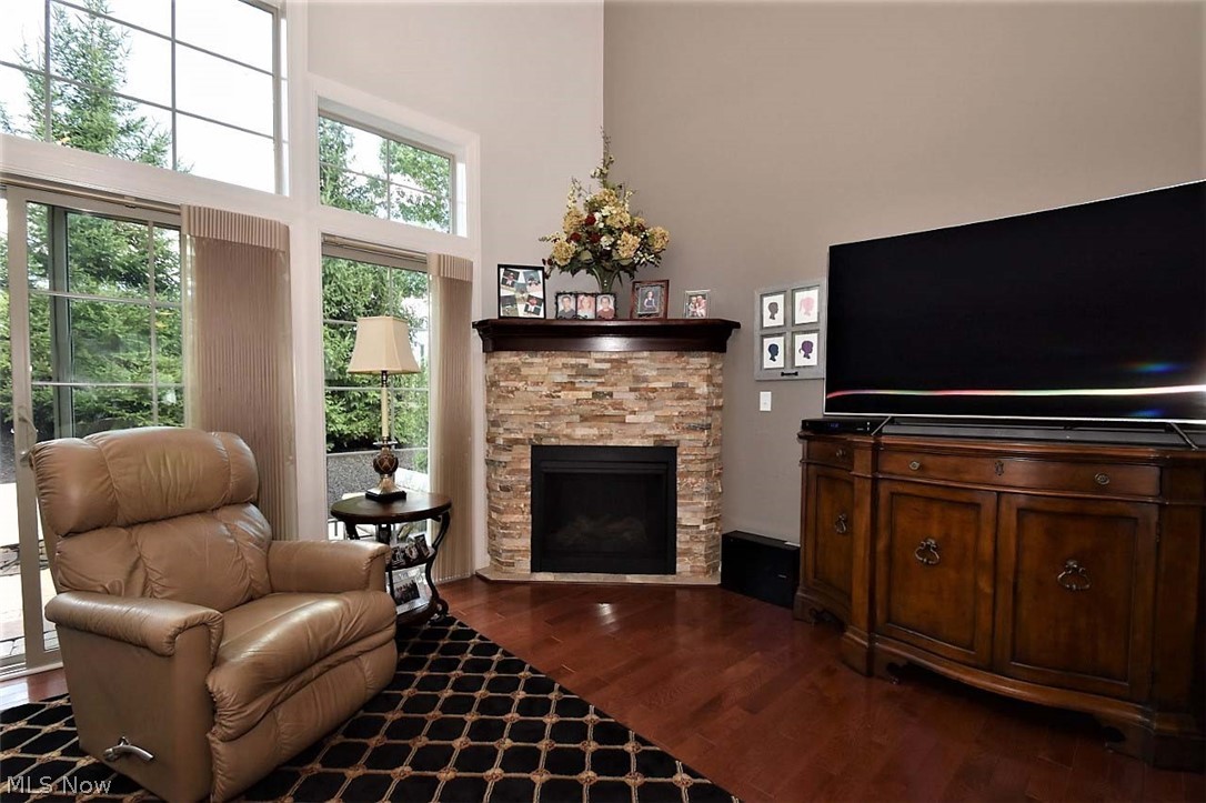5125 River Creek Road Cleveland, OH 44124 - Photo 10 of 33