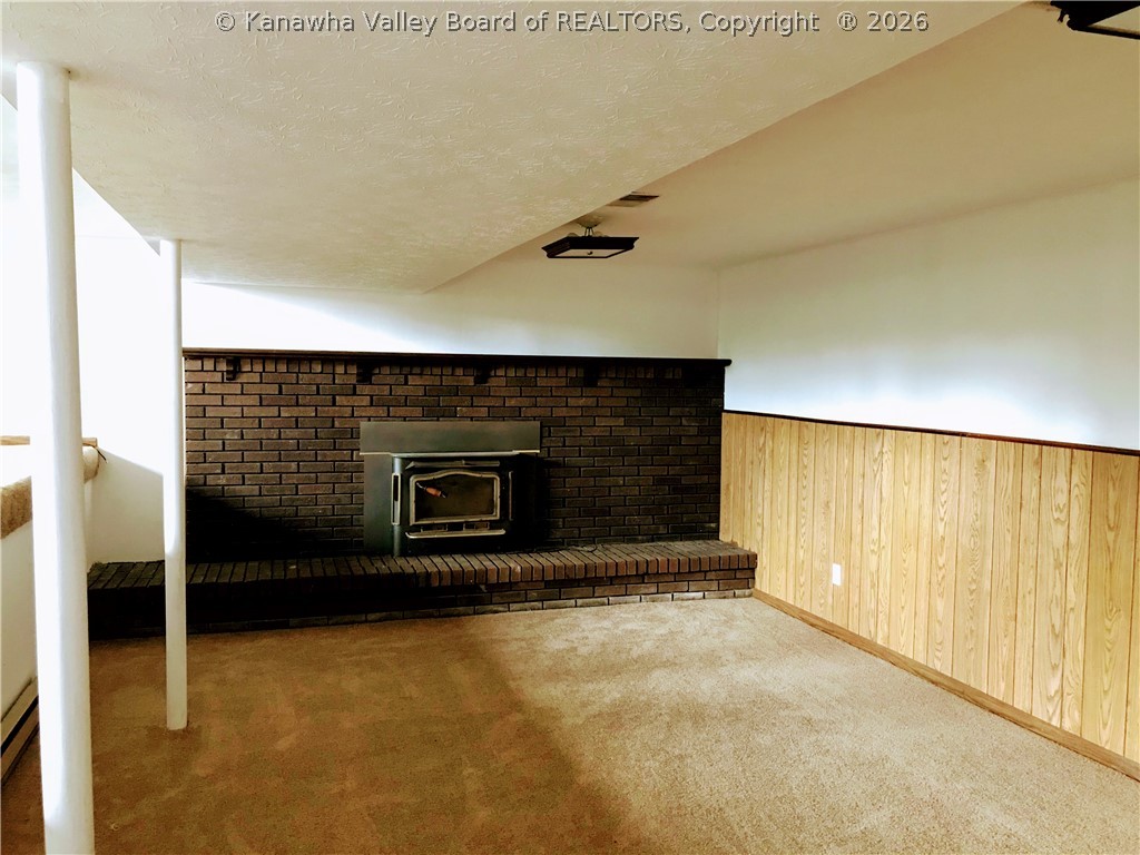 1774 Charleston Road Point Pleasant, WV 25550 - Photo 7 of 30 Gallery Image 7