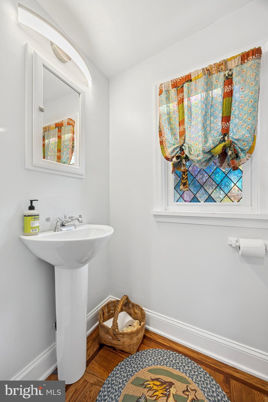 1155 Easton Road Abington, PA 19001 - Photo 13 of 35 a bathroom with a sink and a mirror