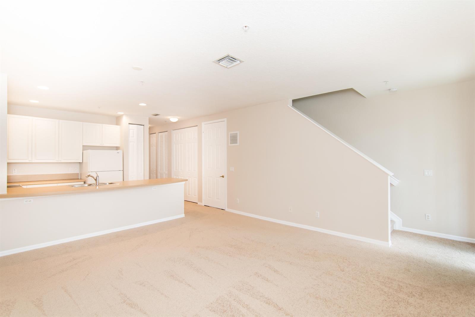 4340 Main Street Jupiter, FL 33458 - Photo 16 of 34 Dining/Living Area