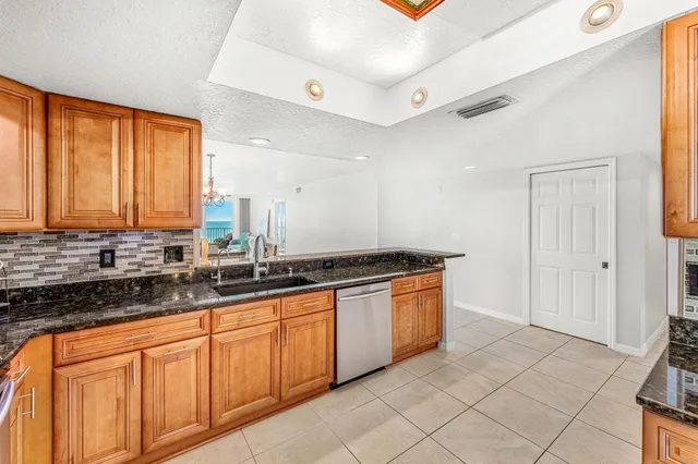 $699,000 | 1505 North Hwy A1A, Unit 501, Indialantic, FL 32903