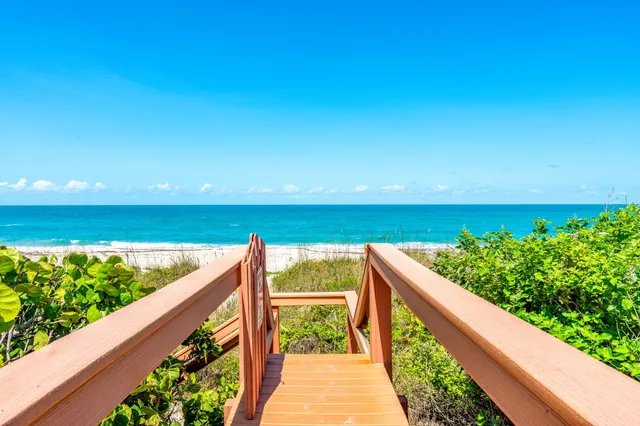 $699,000 | 1505 North Hwy A1A, Unit 501, Indialantic, FL 32903