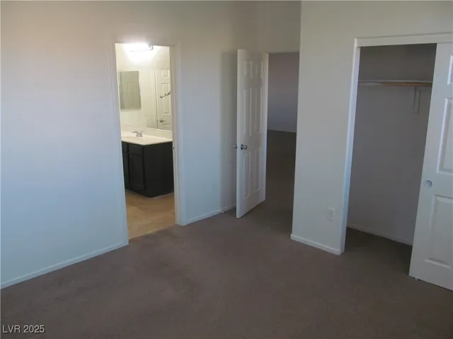 $3,000 | 2741 Sunrise Bluff Drive, Las Vegas, NV 89142