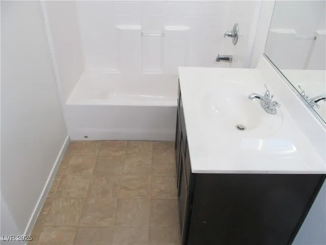 $3,000 | 2741 Sunrise Bluff Drive, Las Vegas, NV 89142