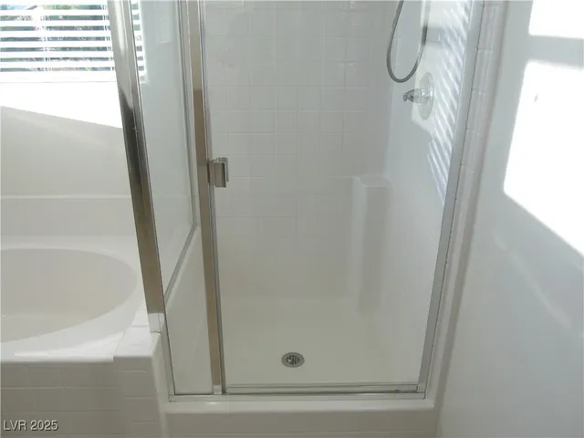 $3,000 | 2741 Sunrise Bluff Drive, Las Vegas, NV 89142