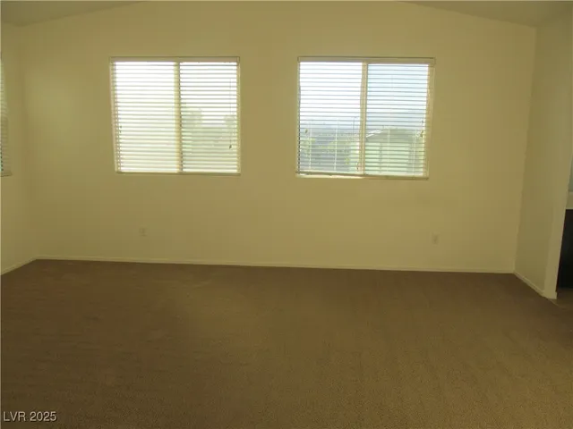 $3,000 | 2741 Sunrise Bluff Drive, Las Vegas, NV 89142