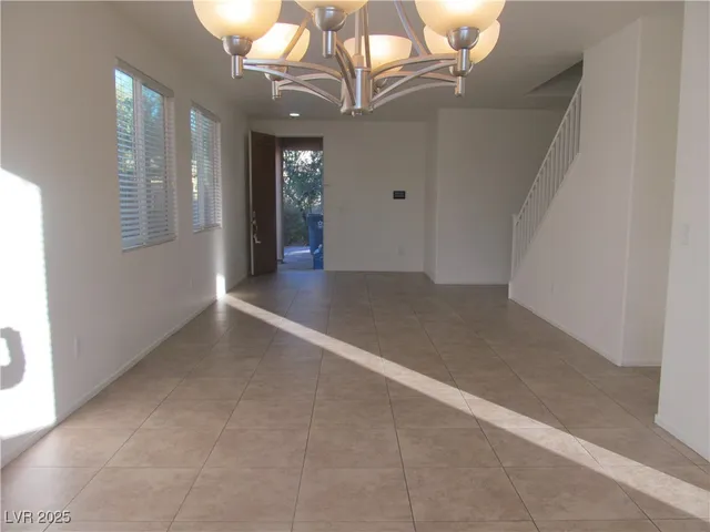 $3,000 | 2741 Sunrise Bluff Drive, Las Vegas, NV 89142