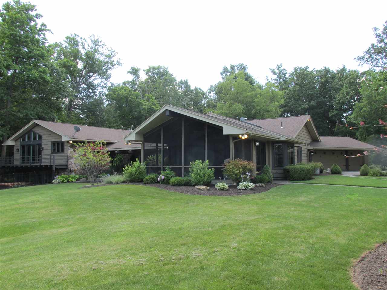 1113 Dodane Road Fort Wayne, IN 46819 - Photo 9 of 36