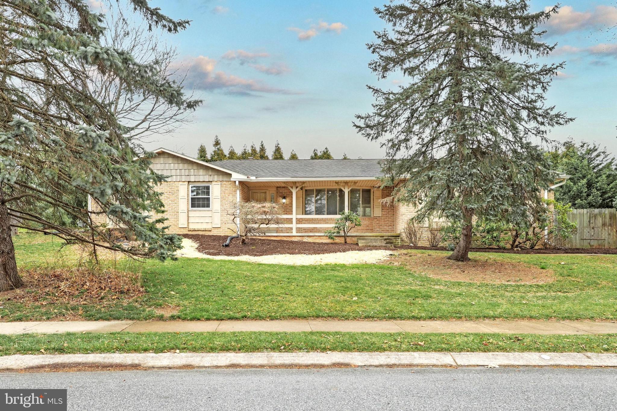 905 Plymouth Road York, PA 17402 - Photo 1 of 30 Gallery Image 1