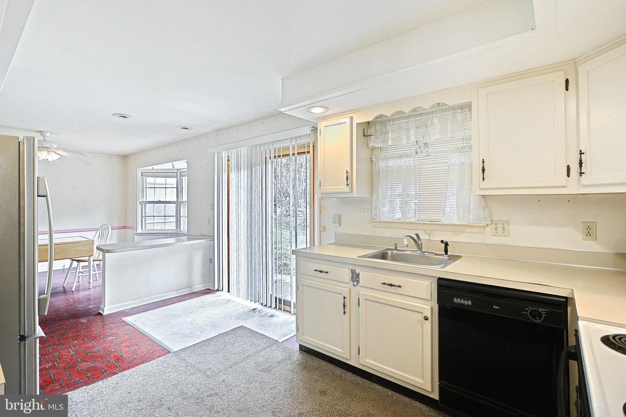 905 Plymouth Road York, PA 17402 - Photo 18 of 30 Gallery Image 18