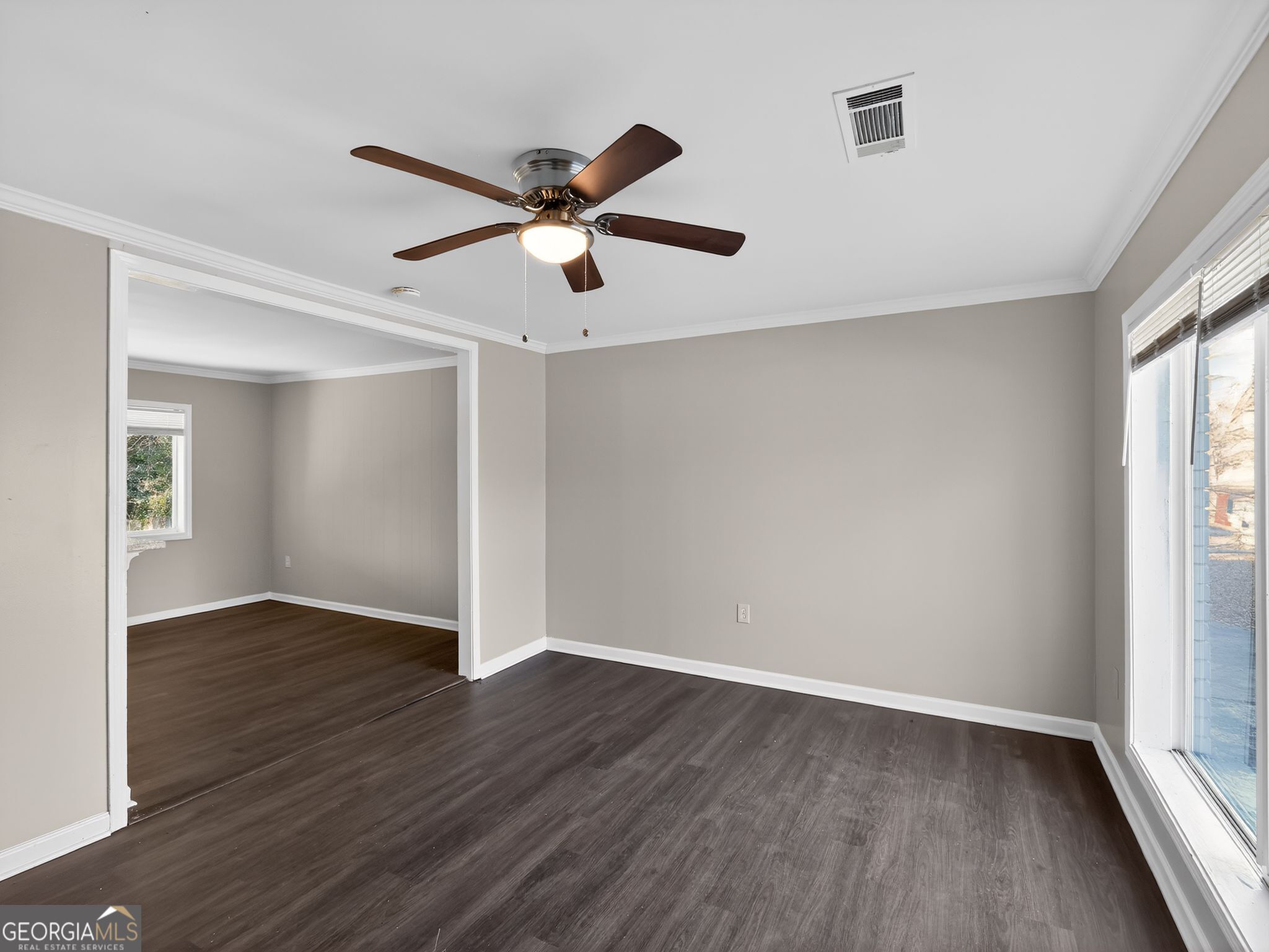 1015 Kipling Street Southeast Atlanta, GA 30315 - Photo 9 of 32