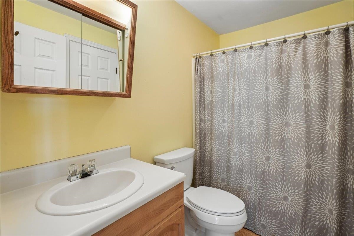 68 Emerald Street Manchester, NH 03103 - Photo 33 of 54