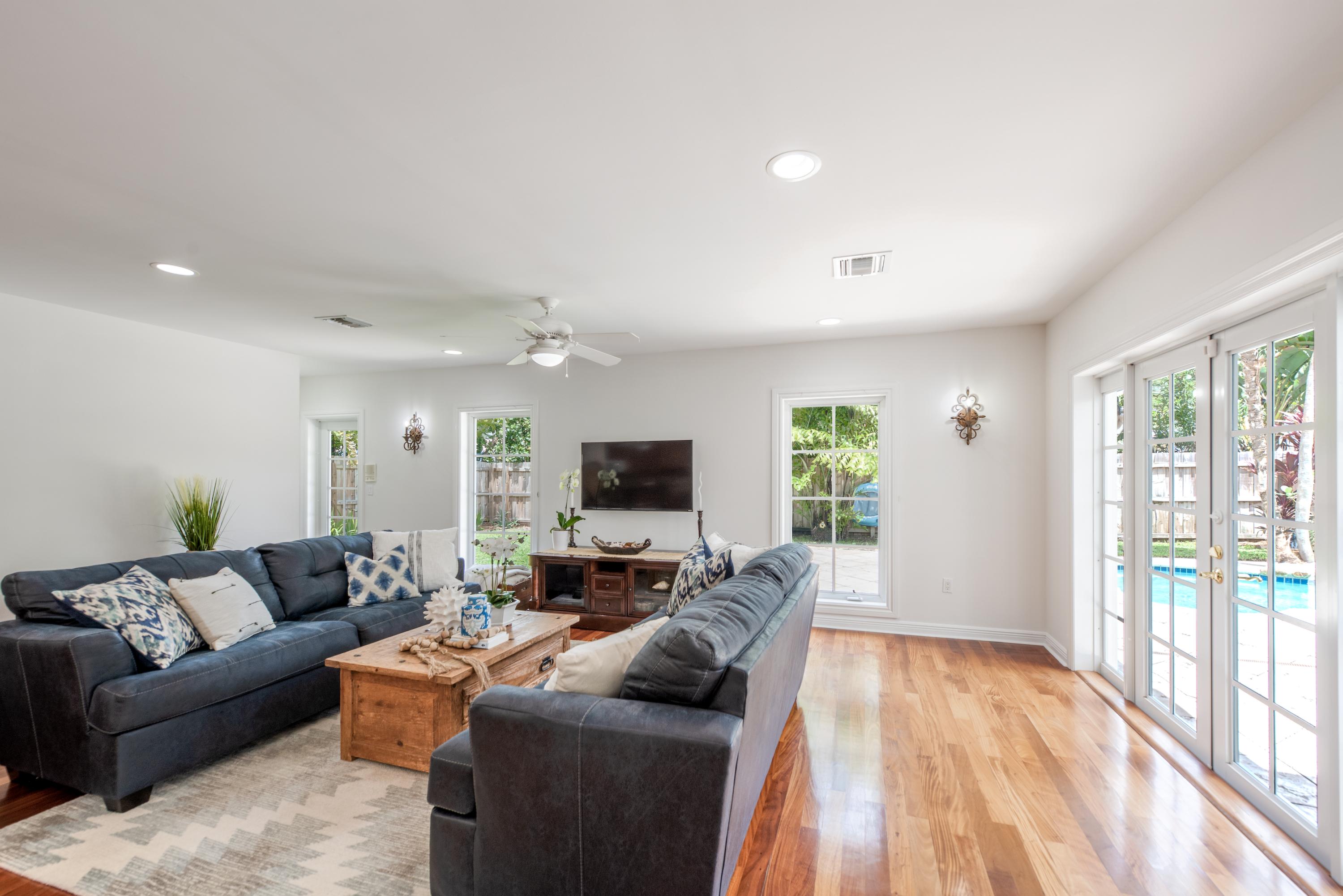 783 Toledo Drive Boca Raton, FL 33432 - Photo 21 of 90 Living-Room-2