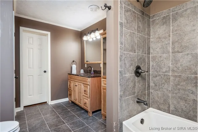 $299,900 | 9370 Oak Park Road, New Salisbury, IN 47161