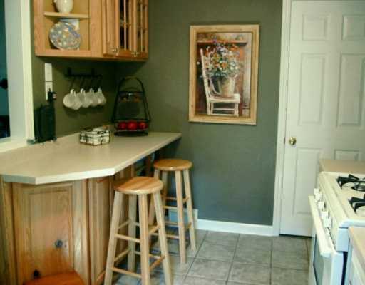2379 Collins Road Blackridge, PA 15235 - Photo 5 of 5 Kitchen.