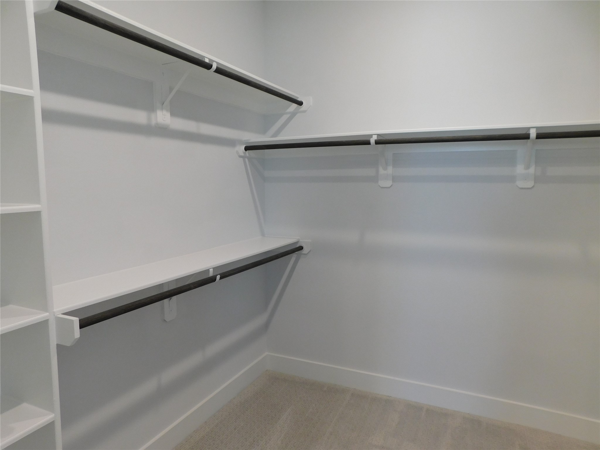 4223 Eli Street Houston, TX 77007 - Photo 40 of 46 a view of an empty walk in closet