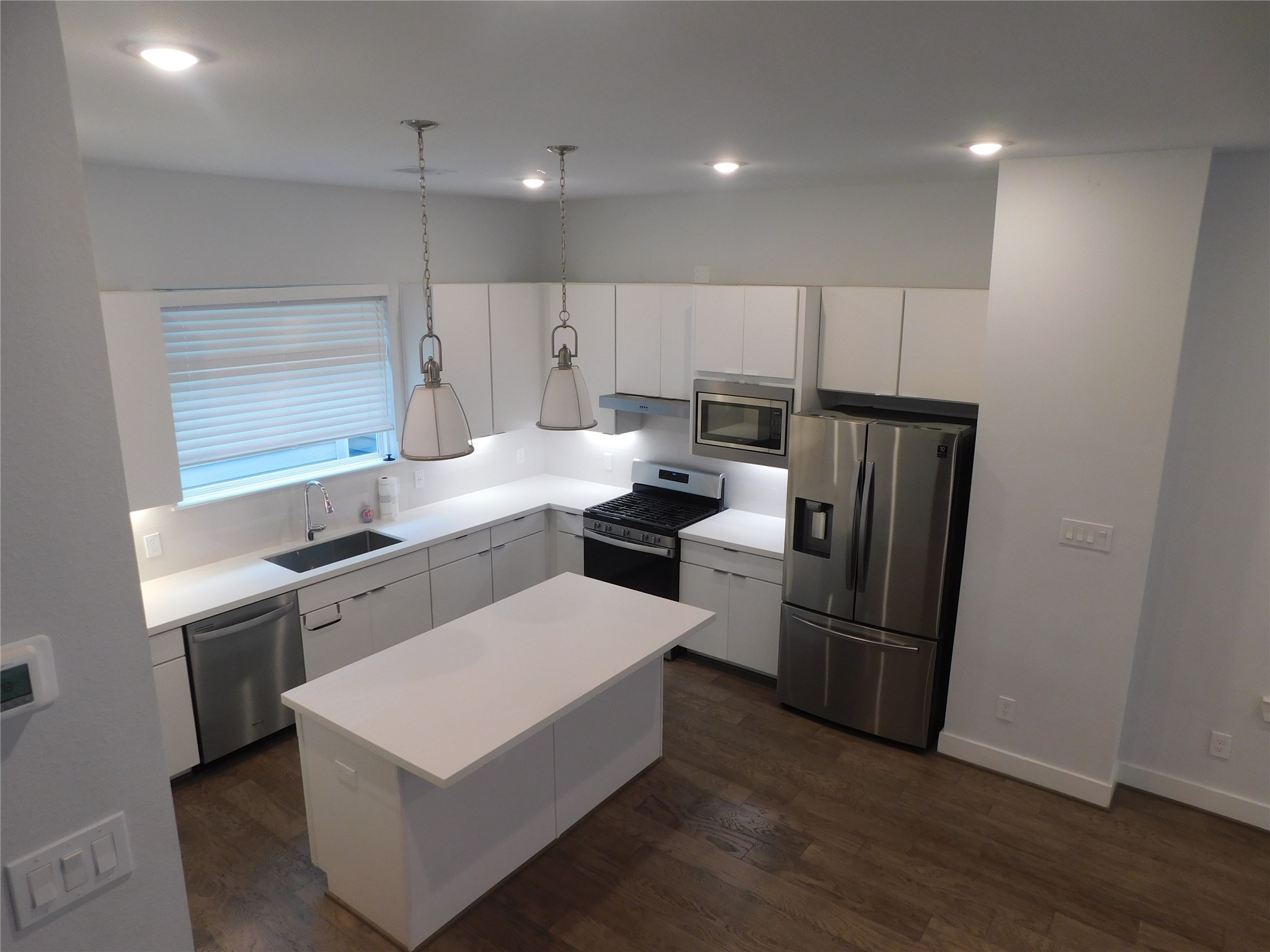 4223 Eli Street Houston, TX 77007 - Photo 10 of 46