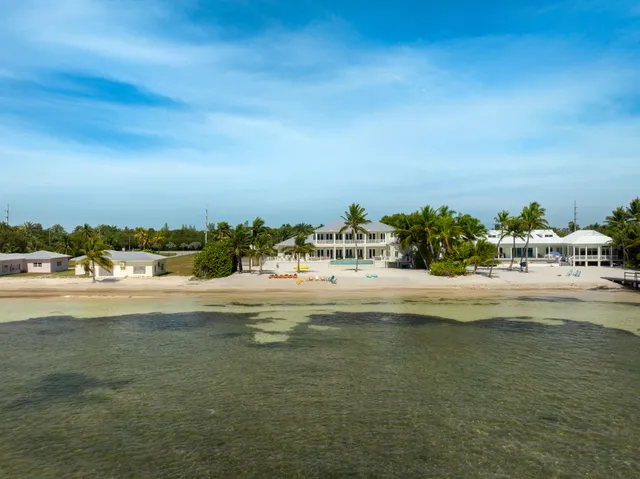$8,400,000 | 75931 Overseas Highway, Islamorada, FL 33036
