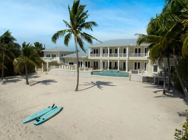 $8,400,000 | 75931 Overseas Highway, Islamorada, FL 33036