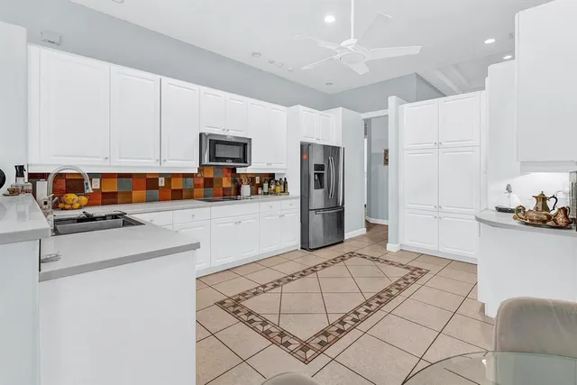 $5,900 | 9737 Parkview Avenue, Boca Raton, FL 33428