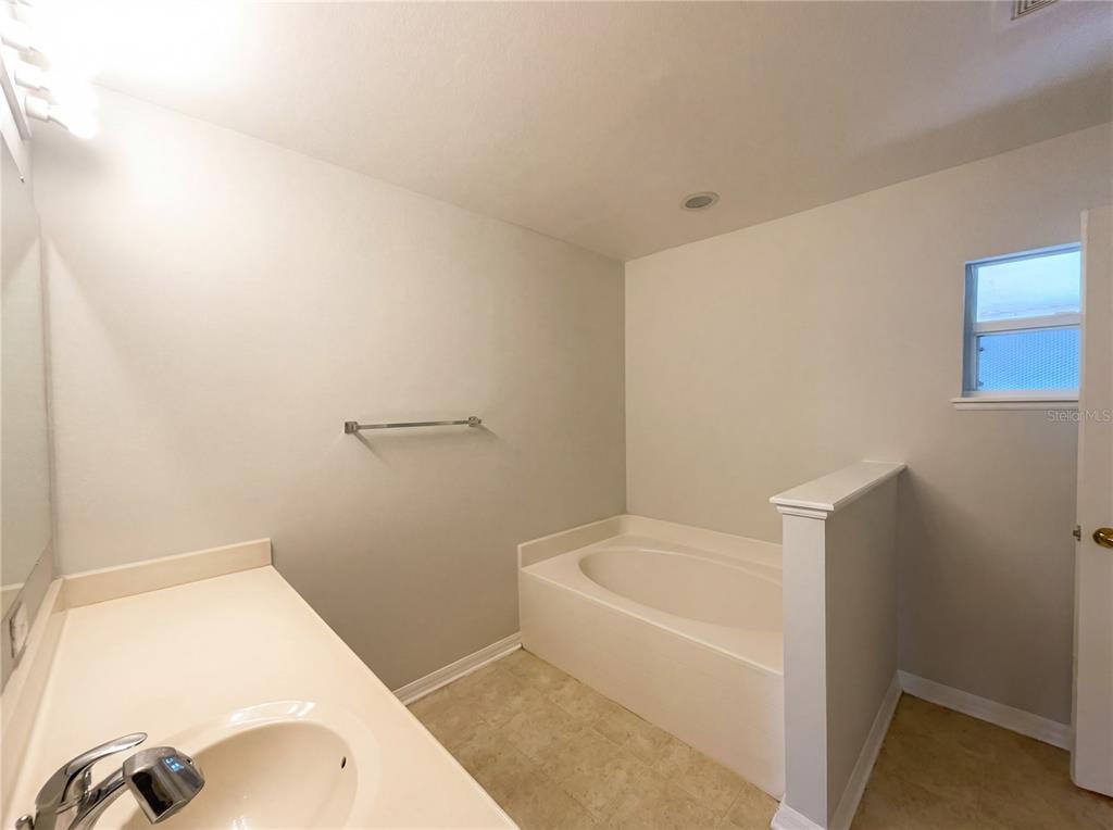 58 Llama Trail Palm Coast, FL 32164 - Photo 12 of 22