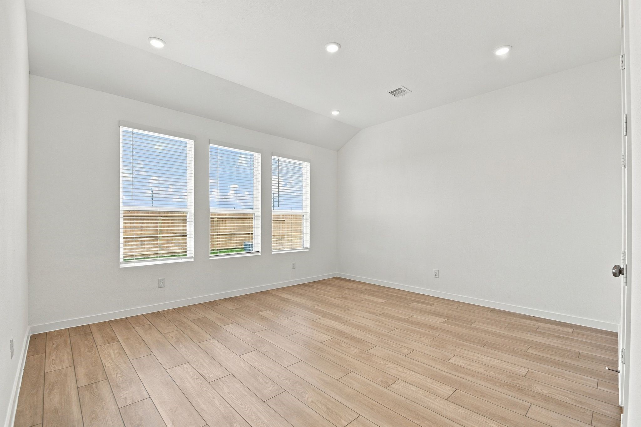 4216 Centennial Ridge Drive Rosenberg, TX 77469 - Photo 14 of 37 Gallery Image 14