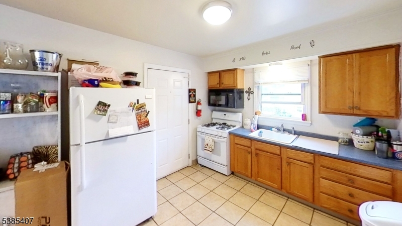 21 Reservoir Road Rockaway, NJ 07866 - Photo 6 of 21