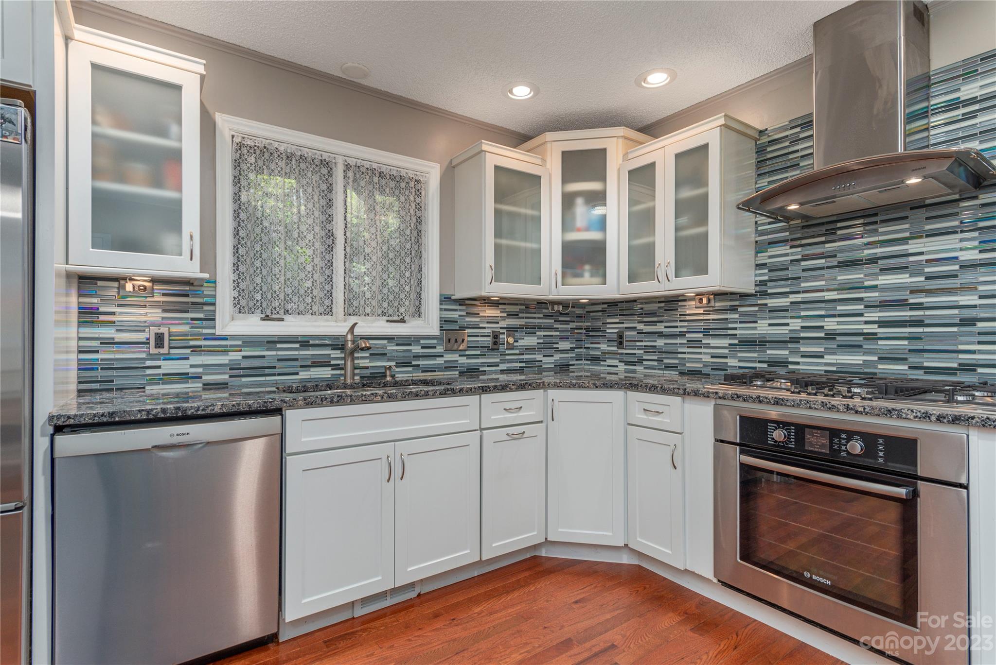 6 Cambridge Road Asheville, NC 28804 - Photo 11 of 35