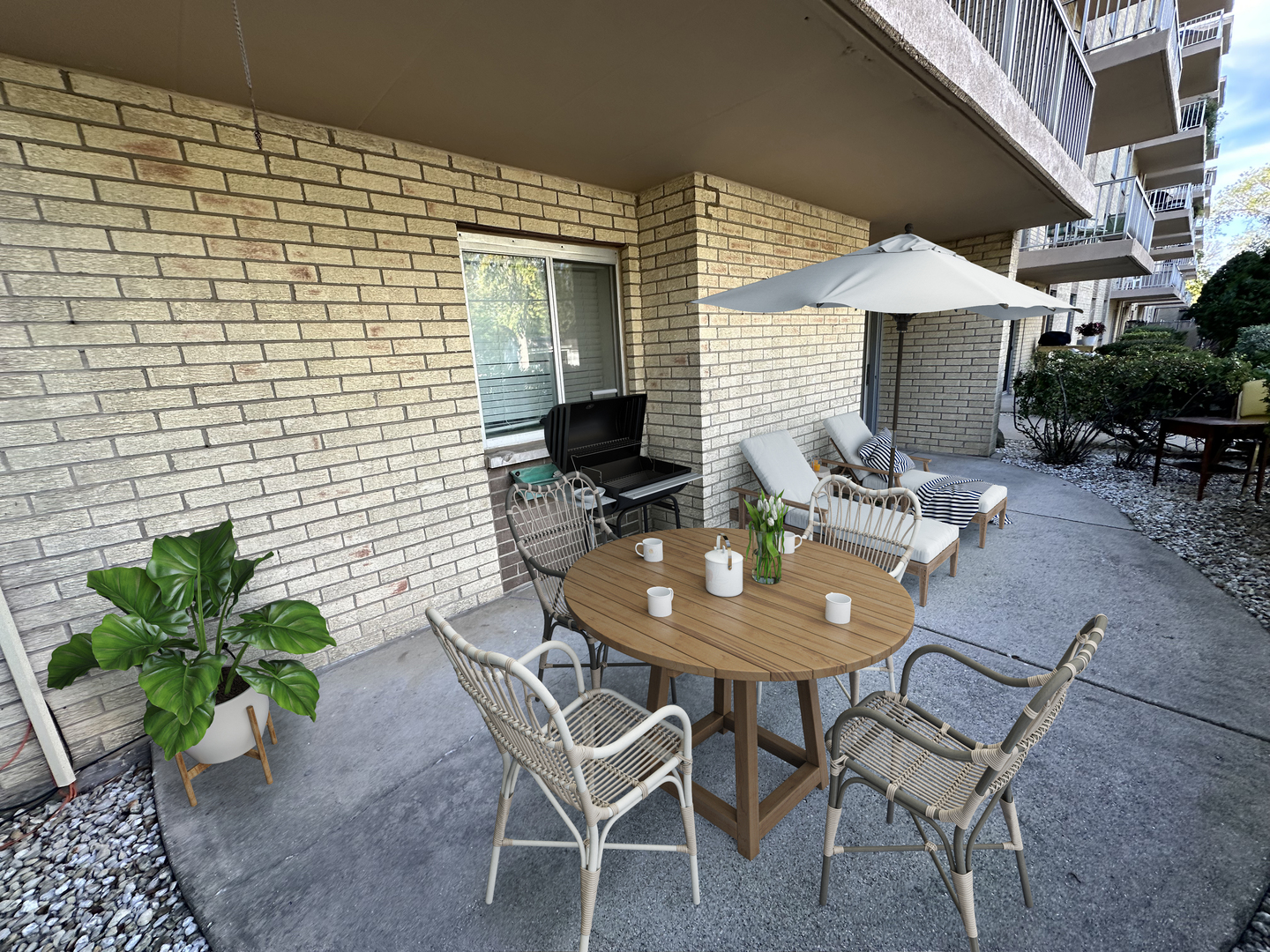 100 West Butterfield Road, Unit 102N Elmhurst, IL 60126 - Photo 9 of 9 Gallery Image 9